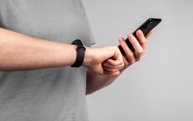 Czy smartwatch działa bez telefonu?